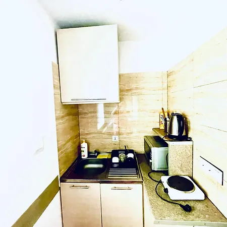 Vis A Vis Zamku منزل للإقامة *