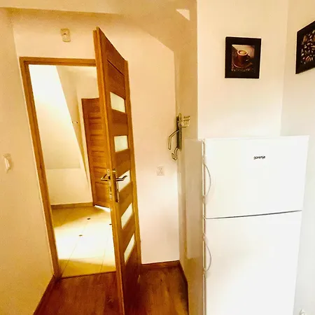 Vis A Vis Zamku مالبورك