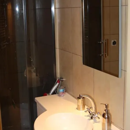 Vis A Vis Zamku * مالبورك